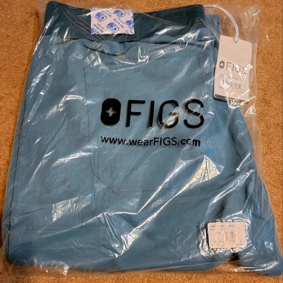 Figs Hydrogreen Yola Remix Medium Petite NWT HTF